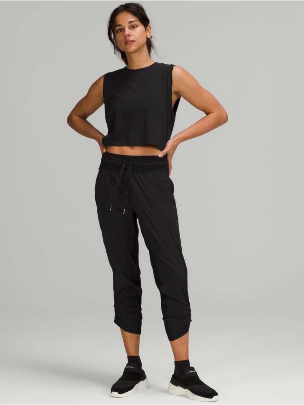 Lululemon Dance Studio Mid-Rise 25” Crop Travel Stretchy Pants